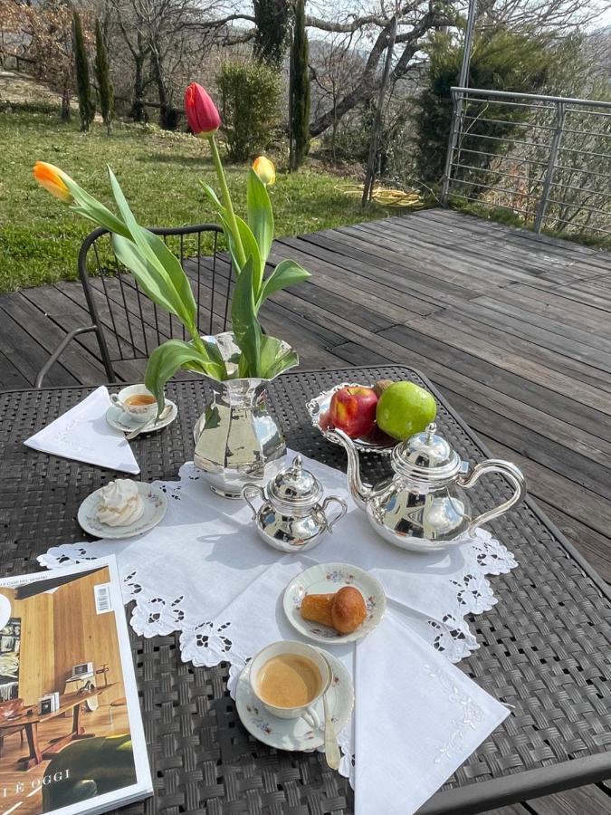 Vieniacasaccadia Acomodação com café da manhã Exterior foto